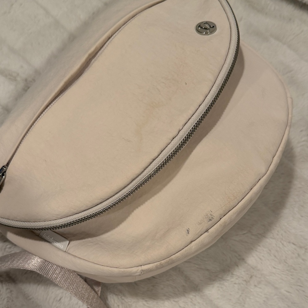 lululemon athletica Beige Crossbody Bag - Picture 4 of 4